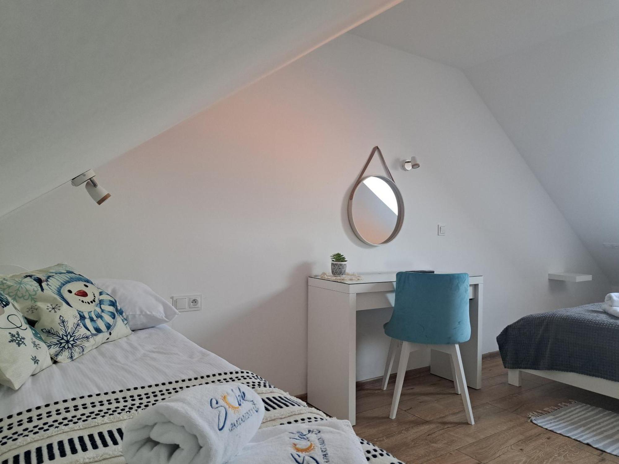 Solek Apartamenty I Pokoje Goscinne Mielno  Extérieur photo